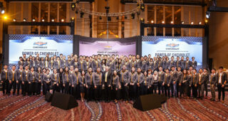 CHEVROLET THAILAND มอบรางวัลให้ผู้จัดจำหน่ายที่มีผลงานยอดเยี่ยมประจำปี 2562 พร้อมจัดประชุมเตรียมความพร้อมเพื่อปี 2563