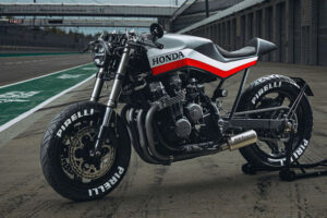 HONDA CBX 750F CUSTOM "จับตัวแรงยุค 80 มาเสริมพลังในสไตล์ดุดัน"