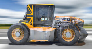 JCB Fastrac Two สร้างสถิติรถแทรกเตอร์ที่วิ่งเร็วที่สุดในโลก ด้วยความเร็วกว่า 217 กม./ชม.