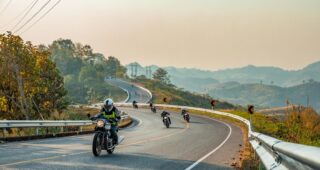 Royal Enfield พานักขี่สัมผัสการขับขี่ที่แท้จริงบนเส้นทางสู่จังหวัดเหนือสุดแดนสยาม ในทริป Tour of Thailand 2020