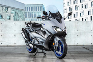 YAMAHA TMAX 560 2020 "สปอร์ตสกู๊ตเตอร์ตอบโจทย์ทั้งสายเที่ยวและขับขี่ในเมือง"