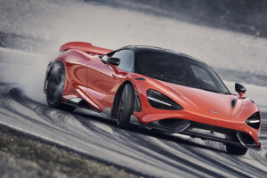 McLaren 765LT ซูเปอร์คาร์น้ำหนักเบา ขุมพลัง V8 Twin-Turbo 765 แรงม้า ผลิตมาเพียง 765 คันเท่านั้น