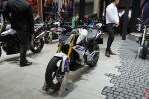 ใหม่ BMW G 310 R 2023-2024 ราคา BMW G310R ตารางผ่อน-ดาวน์