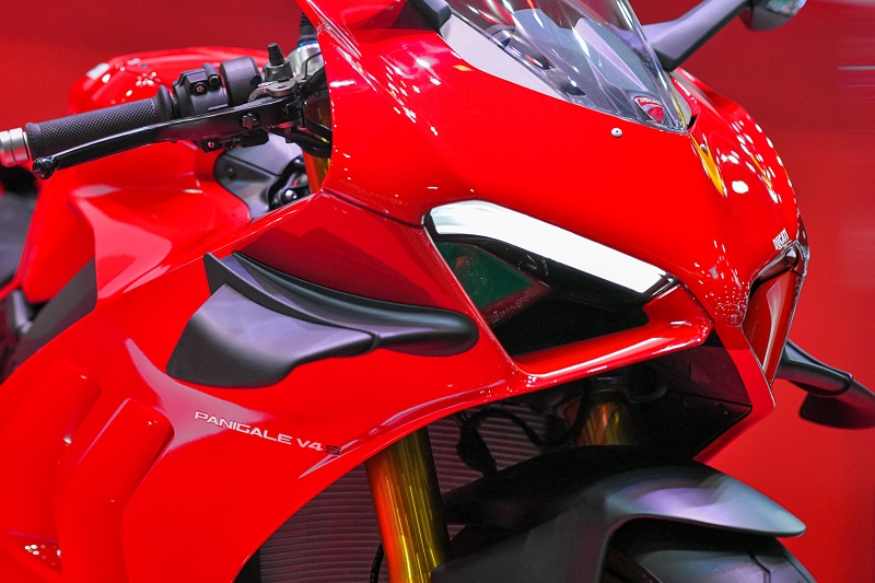 Ducati Panigale v4 Red