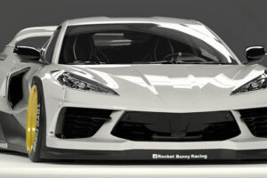 พาชม Chevrolet C8 Corvette สปอร์ตคาร์สายพันธุ์อเมริกัน ใส่ชุดแต่ง Pandem จากแดนซามูไร