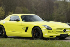 Mercedes-Benz SLS AMG Electric Drive รถสปอร์ตไฟฟ้าหายาก ที่ถูกผลิตไม่ถึง 100 คัน