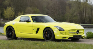 Mercedes-Benz SLS AMG Electric Drive รถสปอร์ตไฟฟ้าหายาก ที่ถูกผลิตไม่ถึง 100 คัน