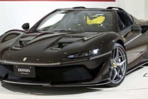 Ferrari J50 สุดยอดซูเปอร์คาร์รุ่นพิเศษ ปี 2016 มีแค่ 10 คันในโลก ถูกนำมาขายในราคา 112 ล้านบาท