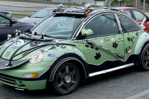 Volkswagen Beetle แต่งแบบนี้ นึกว่าหลุดออกมาจากหนัง Mad Max !!