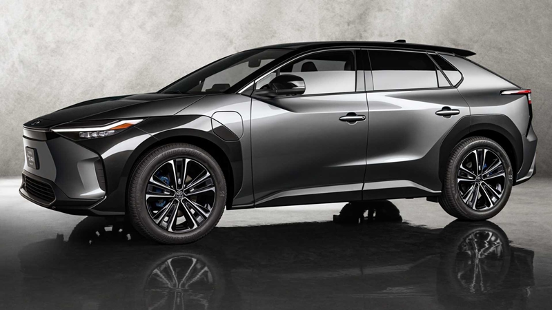 Toyota bZ4X รถ SUV พลังงานไฟฟ้าภายใต้แพลตฟอร์มใหม่ จะเปิดตัวเวอร์ชั่น