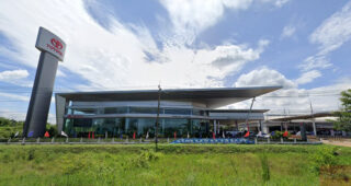 TOYOTA สนามบิน สกลนคร