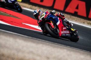 "เบาติสต้า" คืนฟอร์มคว้าท็อป 8 "World Superbike" สนาม 7