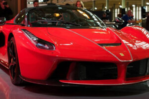 CEO เผย Ferrari จะเปิดตัว Supercar ไฟฟ้า 100% คันแรกในปี 2025