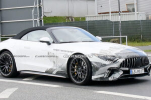 เผยภาพหลุด และข้อมูล Mercedes-AMG SL Roadster 2022 ก่อนเปิดตัว