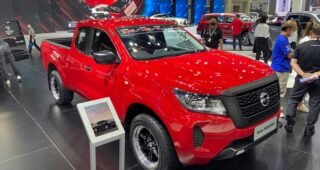 ใหม่ NISSAN NAVARA KING CAB 2023-2024 ราคา นิสสัน นาวาร่า คิงแค็บ ตารางผ่อน-ดาวน์