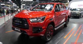 ใหม่ Toyota Revo 2023-2024 ราคา โตโยต้า รีโว่ ตารางผ่อน-ดาวน์