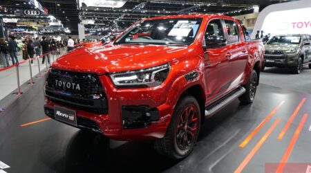 ใหม่ Toyota Revo 2023-2024 ราคา โตโยต้า รีโว่ ตารางผ่อน-ดาวน์