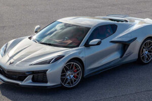 Chevrolet Corvette Z06 2023 โชว์ดีไซน์ภายนอก ก่อนเปิดตัว 26 ตุลาคมนี้
