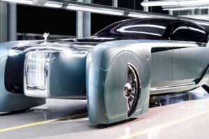 Rolls-Royce เตรียมเปิดตัวรถ EV วันที่ 29 กันยายนนี้