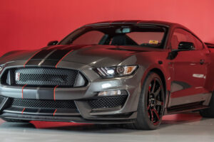 Ford Mustang Shelby GT350R 2019 มือสองต่างประเทศ เสนอขายที่ 1,745,000.-