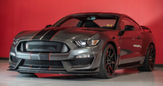 Ford Mustang Shelby GT350R 2019 มือสองต่างประเทศ เสนอขายที่ 1,745,000.-