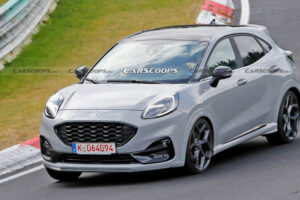 ภาพหลุด Ford Puma ST Hybrid ใหม่ ขณะทดสอบ คาดเปิดตัวปีหน้า