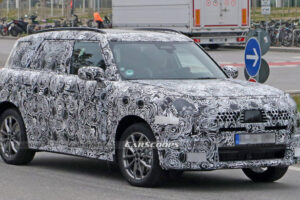 ภาพหลุดครั้งแรกของ Mini Countryman รุ่นใหม่ ตัวถังยาวขึ้น 200 มม. ลือเปิดตัวปี 2023