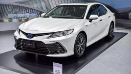ใหม่ New Toyota Camry 2023-2024 ราคา โตโยต้า คัมรี่ ตารางผ่อน-ดาวน์