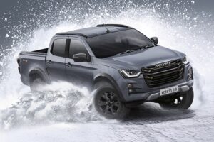 ISUZU โชว์ ISUZU D-MAX สีเทาโอเพคใหม่! “พลานุภาพ...ไร้ขีดจำกัด” พร้อม “All New Isuzu Mu-X” รับฤดูขายปลายปี
