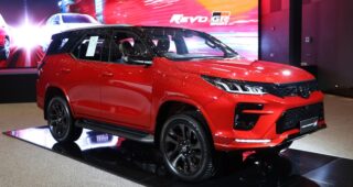 ใหม่ Toyota Fortuner GR Sport 2024-2025 ราคา ตารางผ่อน-ดาวน์