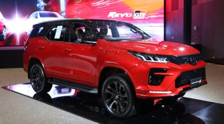 ใหม่ Toyota Fortuner GR Sport 2023-2024 ราคา ตารางผ่อน-ดาวน์