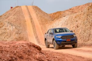 ระบบช่วงล่างที่เหนือชั้น เบื้องหลังความพร้อมลุยของ Ford FX4 Max