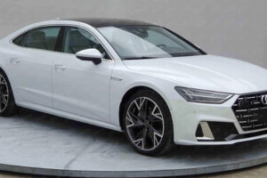 สื่อจีนเผยภาพหลุด Audi A7 L 45 TFSI รุ่นเริ่มต้นใหม่ เครื่องยนต์ 4 สูบ 2.0 ลิตร 245 แรงม้า ก่อนเปิดตัว