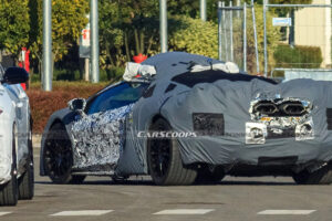 ภาพหลุด Lamborghini Aventador ใหม่! ท่อไอเสียใหม่ ทรง 6 เหลี่ยม คาดเปิดตัวภายในปี 2023