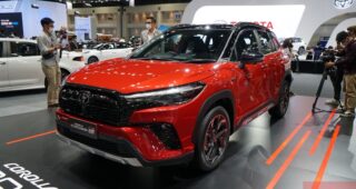 ใหม่ Toyota Corolla Cross GR Sport 2022 ราคา ตารางผ่อน-ดาวน์