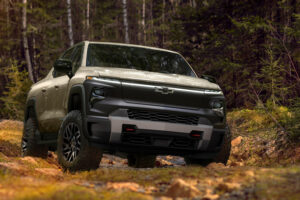 ภาพแรก! Chevrolet Silverado EV Trail Boss รถกระบะไฟฟ้าสายลุยตัวท็อป