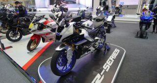 ใหม่ Yamaha R15 / R15M 2023-2024 ราคา ยามาฮ่า YZF R15 ตารางผ่อน-ดาวน์