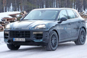 2023! Porsche Cayenne รุ่นปรับโฉมใหม่ ถูกเผยภาพขณะทดสอบ คาดเปิดตัวภายในปีนี้!