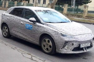 ภาพหลุด MG EV รุ่นใหม่ ! ตัวถัง Hatchback ถูกพบขณะทดสอบในต่างประเทศ