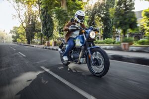 Royal Enfield เผยโฉม Scram 411 รถจักรยานยนต์แอดเวนเจอร์ ครอสโอเวอร์รุ่นแรกของแบรนด์ เริ่มจำหน่ายในประเทศอินเดียแล้ว
