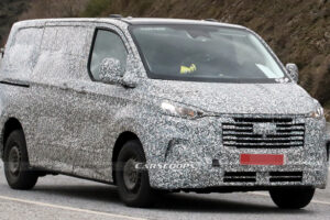 Ford Transit Custom เจเนอเรชันใหม่ ! เผยข้อมูล และภาพหลุด ก่อนเปิดตัวในปี 2023
