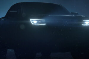 ทีเซอร์ล่าสุด Volkswagen Amarok ว่าที่รถกระบะระดับพรีเมียมรุ่นใหม่ อวดเทคโนโลยีไฟหน้า พร้อมเผยข้อมูลเพิ่มเติม ก่อนเปิดตัว!