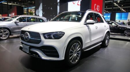 ใหม่ Mercedes-Benz GLE 300 d 4MATIC AMG Dynamic 2023-2024 ราคา-ตารางผ่อน-ดาวน์