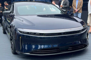 Lucid Air Sapphire ซีดานไฟฟ้า แรงสุดในโลก เปิดตัวแล้ว! ขุมพลังมอเตอร์ไฟฟ้า 3 ตัว 1,200 แรงม้า เตรียมเปิดจอง 23 สิงหาคมนี้ เริ่มต้นที่ 8,895,000.-