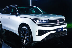 Volkswagen Tavendor ใหม่ ! เครื่องยนต์ 4 สูบ 2.0 ลิตร 217 แรงม้า เปิดตัวแล้ว ! เตรียมบุกตลาดจีนไตรมาส 4 ปีนี้