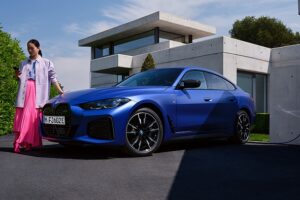 ใหม่ NEW BMW i4 M50 2024-2025 ราคา ตารางผ่อน-ดาวน์