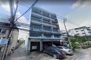 อู่ซ่อมรถ Autoway Service (ช่างก่ำ)