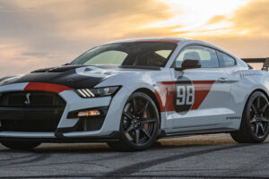 "ตัวสุดคิงคอบร้า" Hennessey Venom 1200 Mustang GT500 อัปเกรดเต็มระบบ 1,221 แรงม้า จำกัดแค่ 66 คันในโลกเท่านั้น