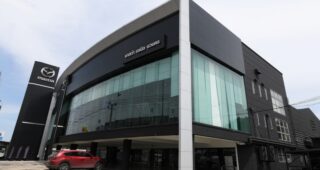 MAZDA เปิดโชว์รูม 'มาสด้า เอเบิล นวนคร' เน้นบริการที่เป็นเลิศแบบครบวงจร เพราะความสุขของลูกค้าเราพร้อมดูแล