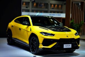 ใหม่ Lamborghini Urus Performante 2023-2024 ราคา ลัมโบร์กินี อูรุส ตารางผ่อน-ดาวน์